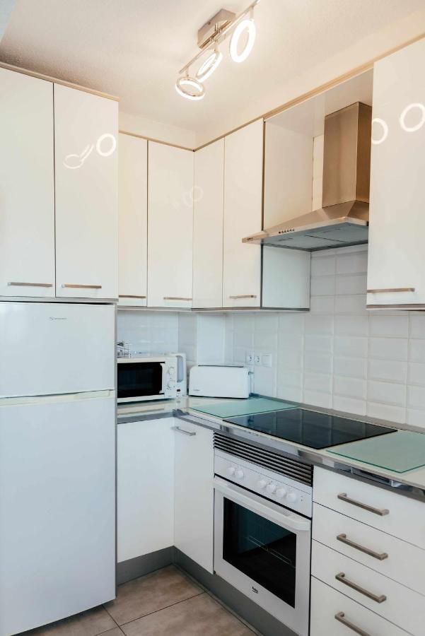 Stunning 2 Bedroom Apartment With Pool View อาลิกันเต ภายนอก รูปภาพ