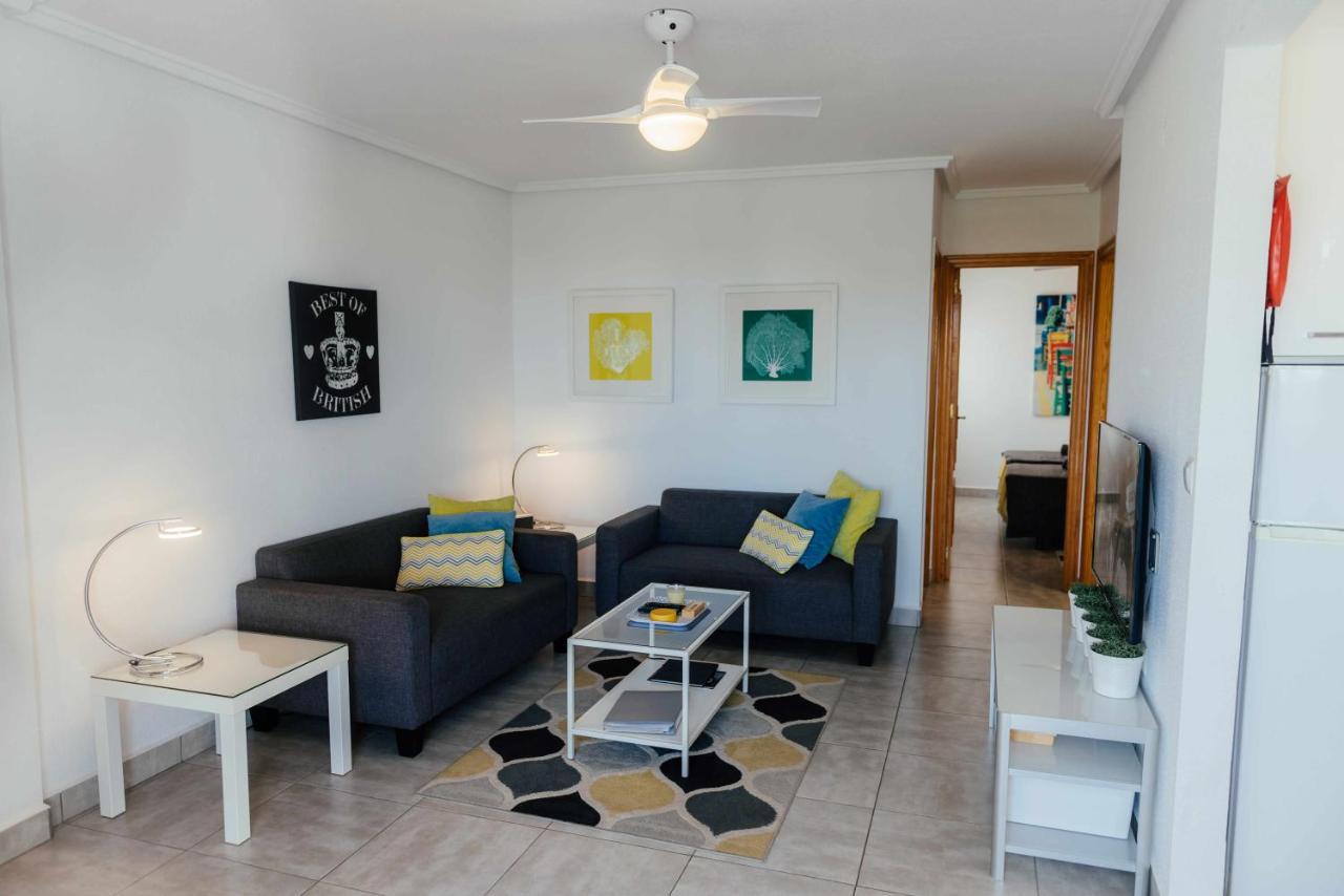Stunning 2 Bedroom Apartment With Pool View อาลิกันเต ภายนอก รูปภาพ